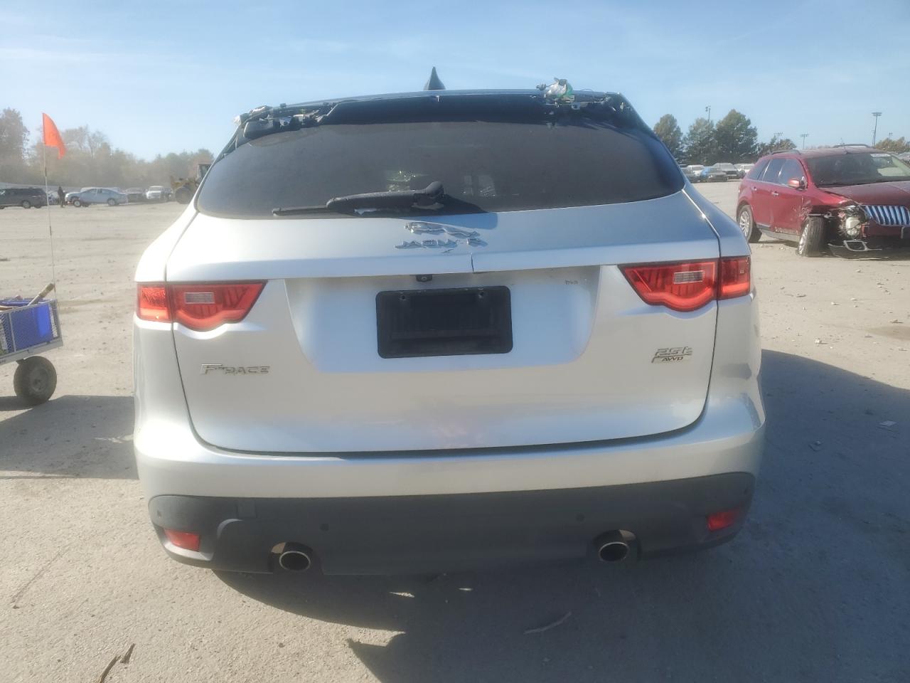 2020 Jaguar F-pace Premium Silver vin: SADCJ2FX0LA632199