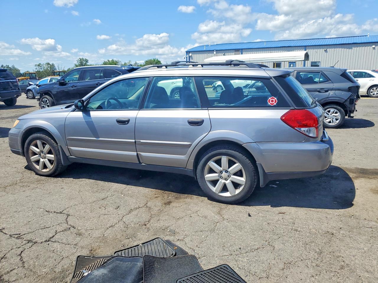 2008 Subaru Outback 2.5i Серебряный vin: 4S4BP61C787363250