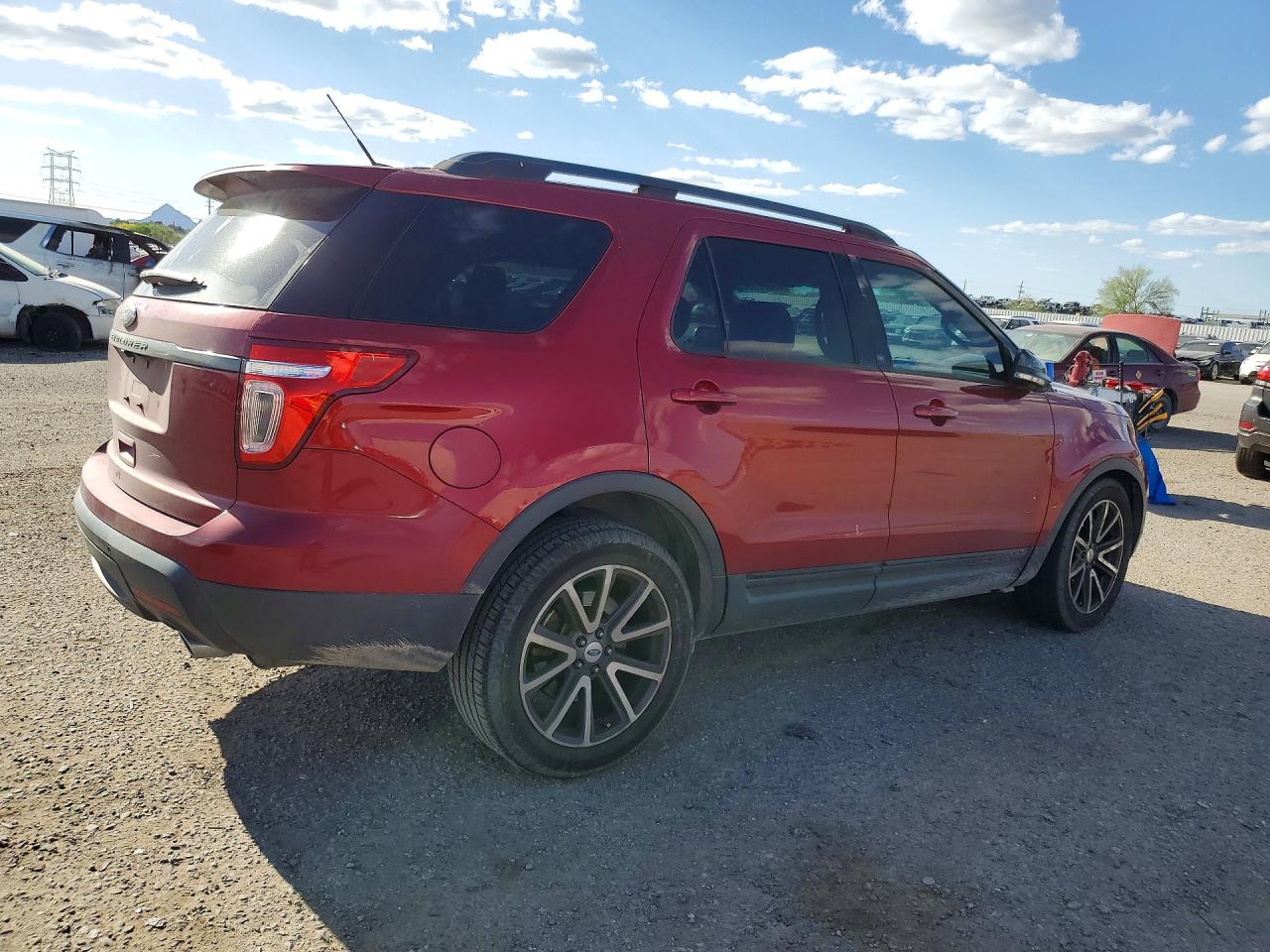 2015 Ford Explorer Xlt Red vin: 1FM5K7D8XFGC25515