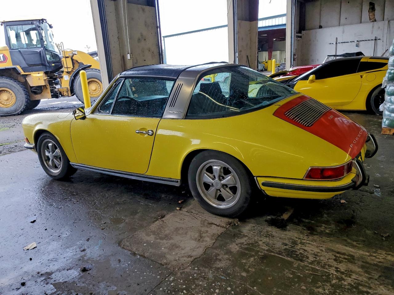1972 Porsche 911 Yellow vin: 9112110547