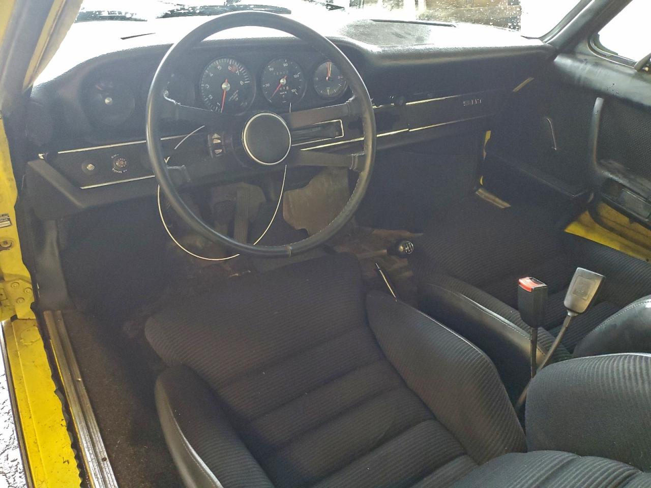 1972 Porsche 911 Yellow vin: 9112110547