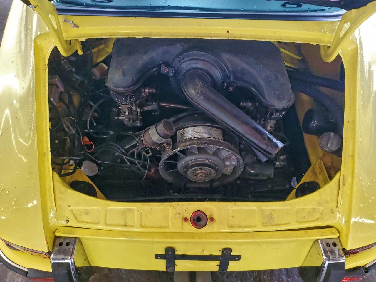 1972 Porsche 911 Yellow vin: 9112110547