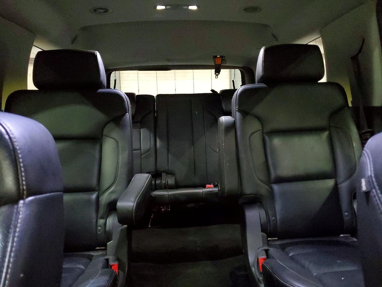 2015 Chevrolet Tahoe K1500 Ltz Silver vin: 1GNSKCKC7FR201563