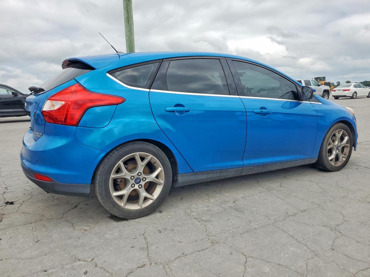 2014 Ford Focus Titanium Синий vin: 1FADP3N28EL174421