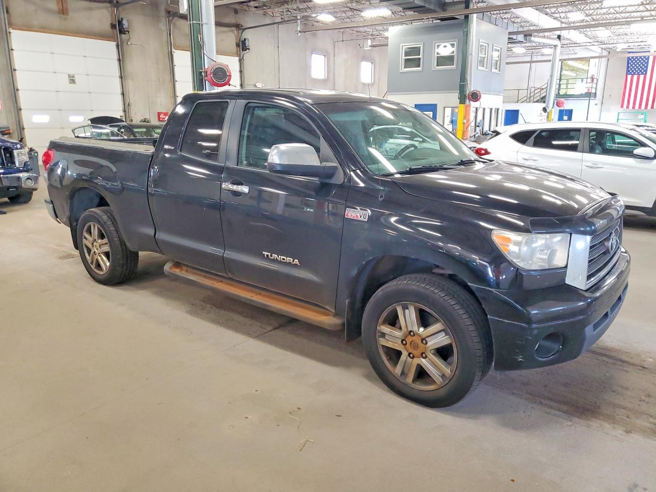 2008 Toyota Tundra Double Cab Limited Черный vin: 5TFBV581X8X078504
