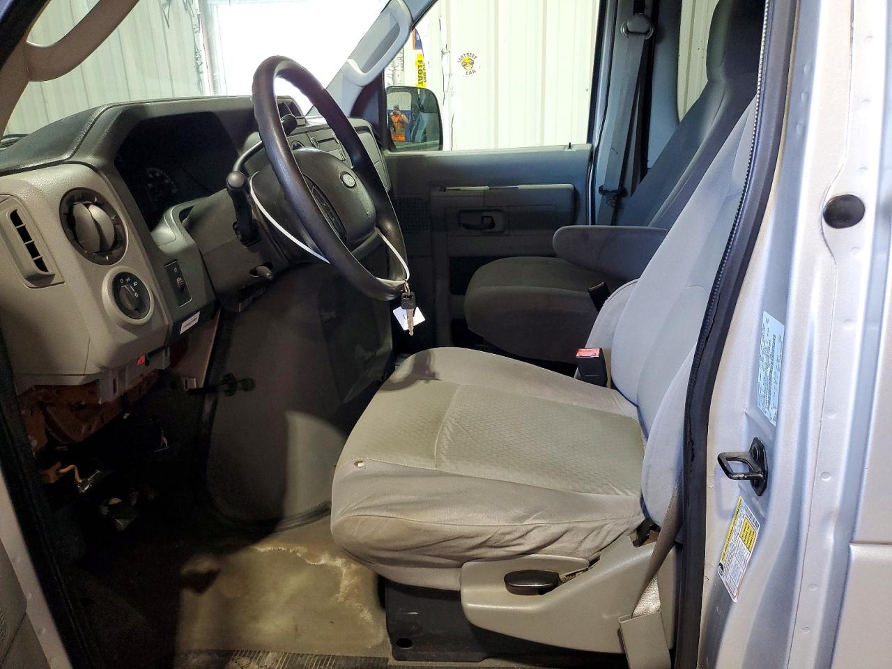 2010 Ford Econoline E150 Wagon Silver vin: 1FMNE1BW7ADA05331