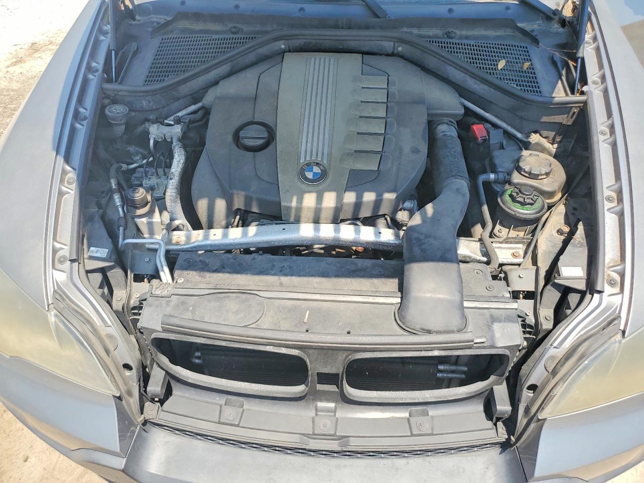 2010 Bmw X5 Xdrive35d Gray vin: 5UXFF0C59ALT85251