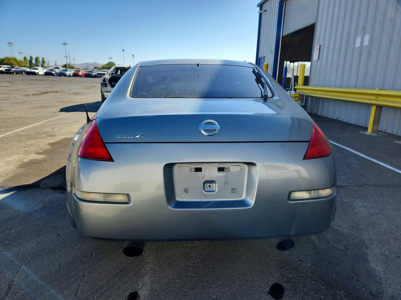 2005 Nissan 350z Base Silver vin: JN1AZ34D35M608610