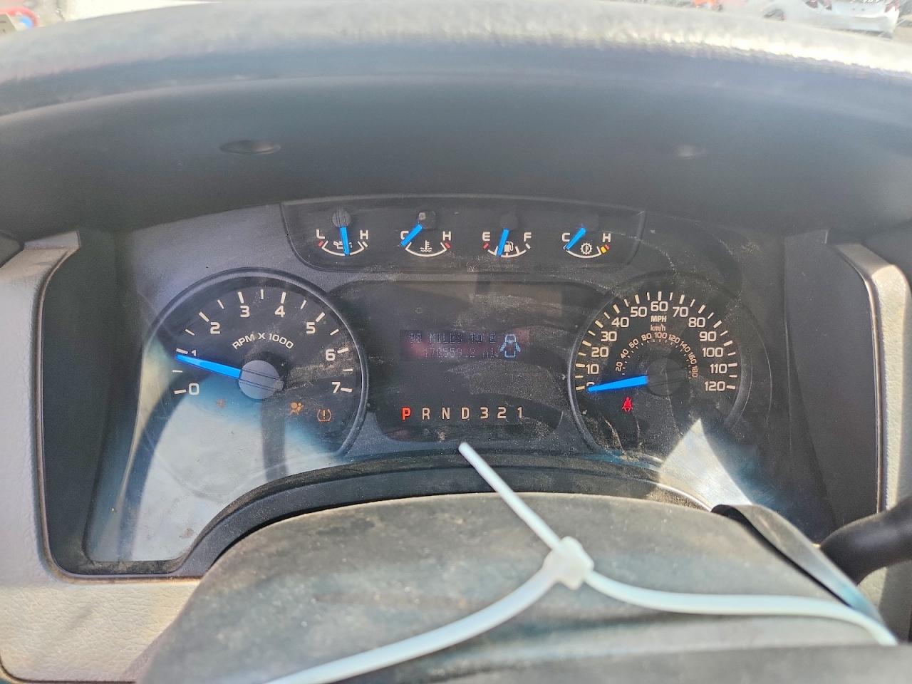 2013 Ford F150 Белый vin: 1FTMF1CM9DKG03916