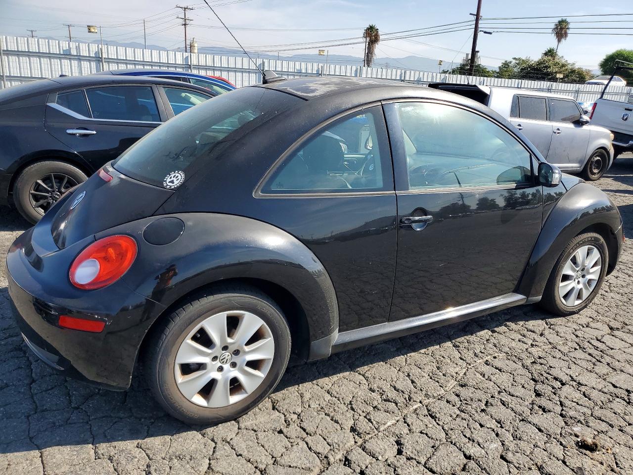 2009 Volkswagen New Beetle S Black vin: 3VWRG31C49M513420