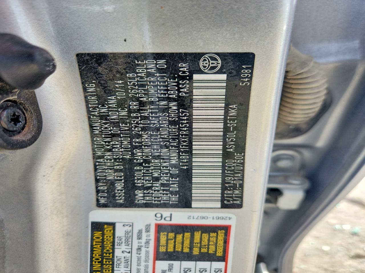 2015 Toyota Camry Le Серебряный vin: 4T4BF1FKXFR454457