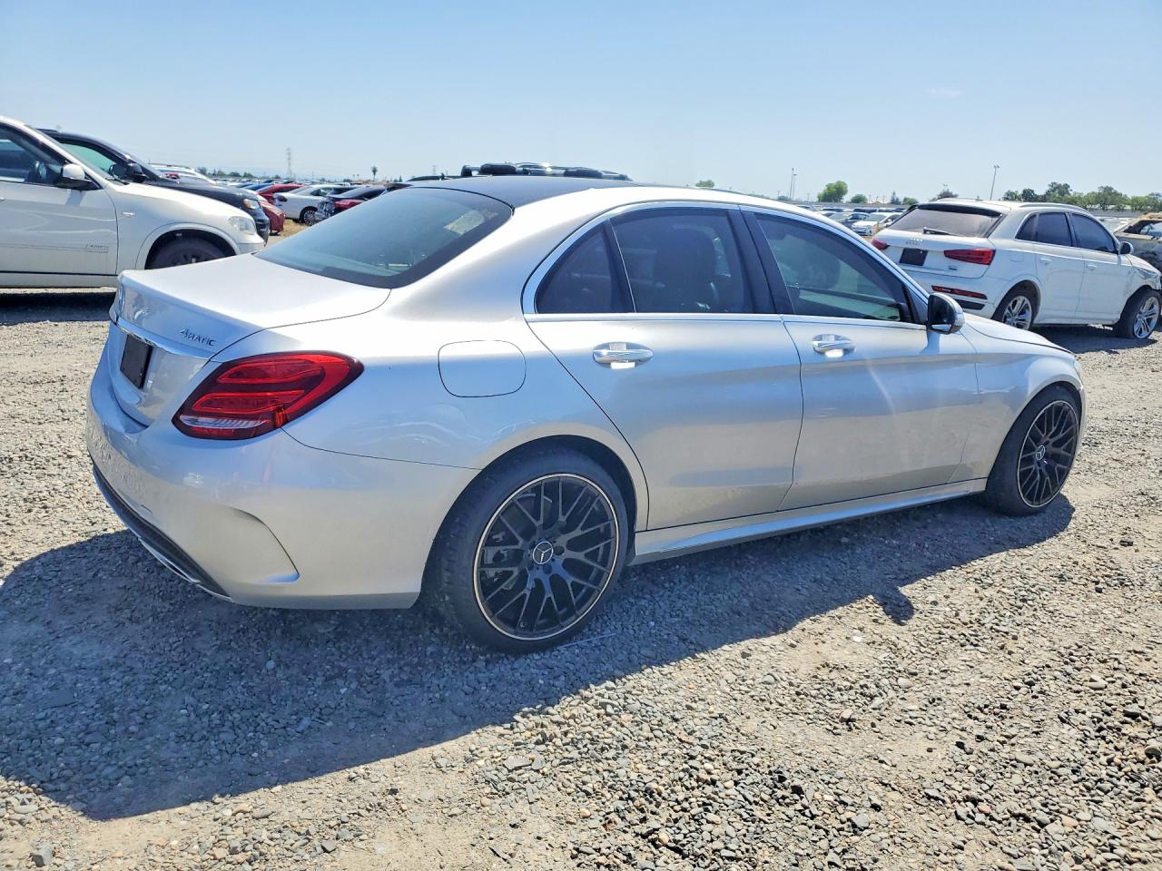 2015 Mercedes-benz C 400 4matic Silver vin: 55SWF6GB2FU035795