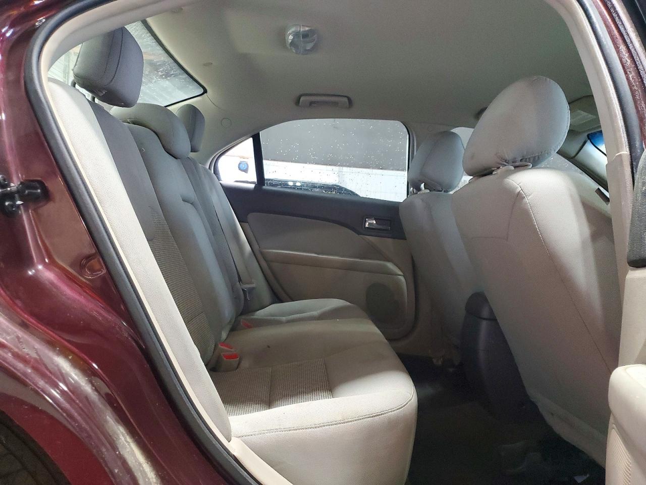 2012 Ford Fusion S Maroon vin: 3FAHP0GA2CR347708
