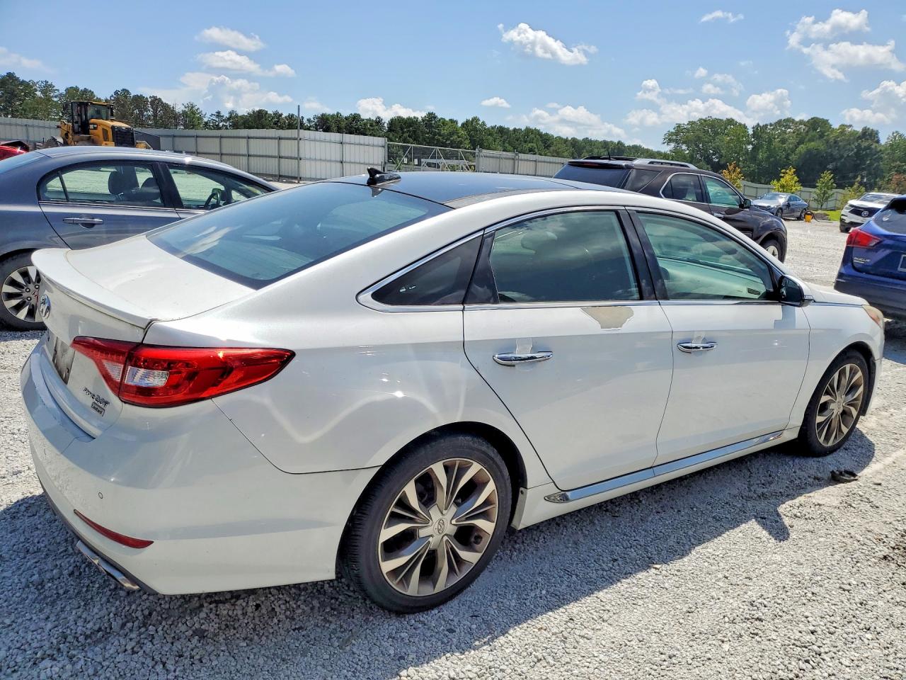 2015 Hyundai Sonata Limited 2.0t White vin: 5NPE34AB6FH163221