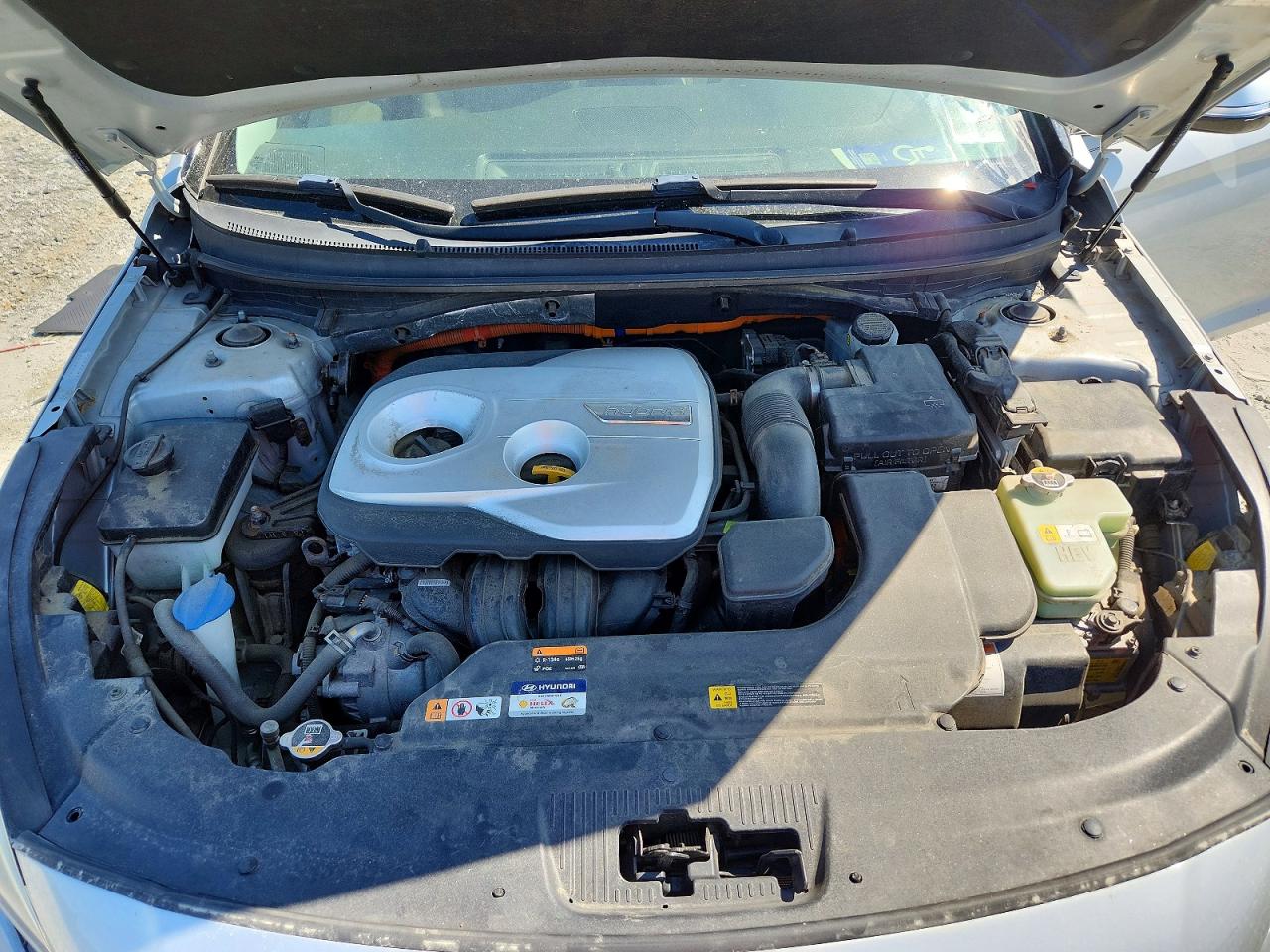 2017 Hyundai Sonata Hybrid Limited Silver vin: KMHE34L39HA077073