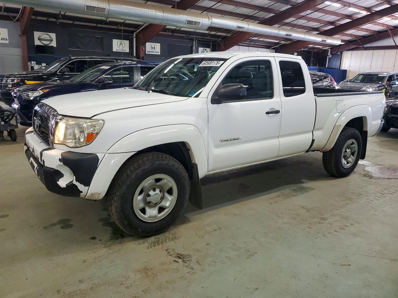 2011 Toyota Tacoma Access Cab White vin: 5TFUU4EN8BX011078