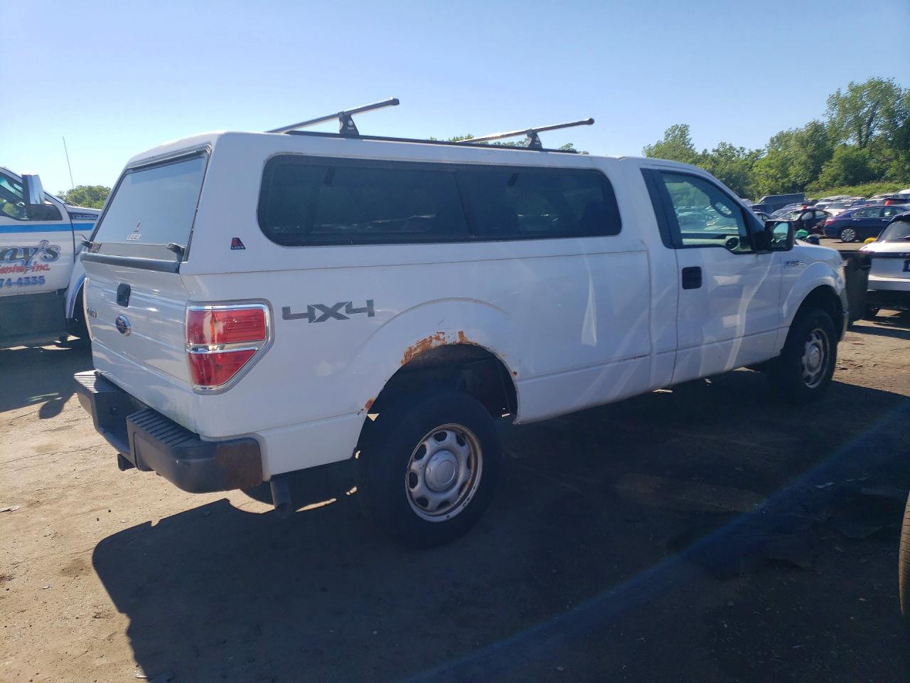 2010 Ford F150 Белый vin: 1FTMF1EW9AKE45037