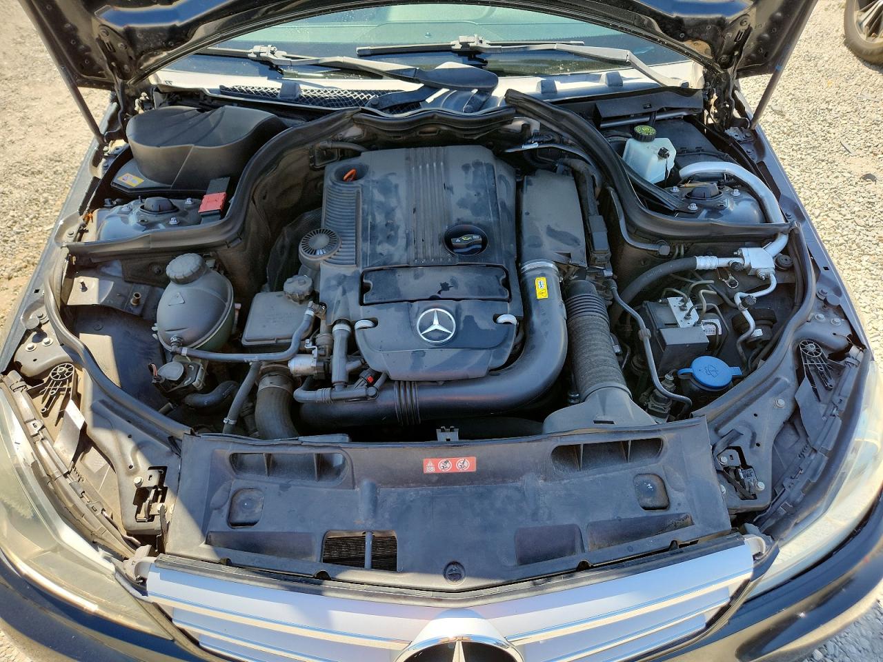 2013 Mercedes-benz C 250 Black vin: WDDGF4HB0DA768464