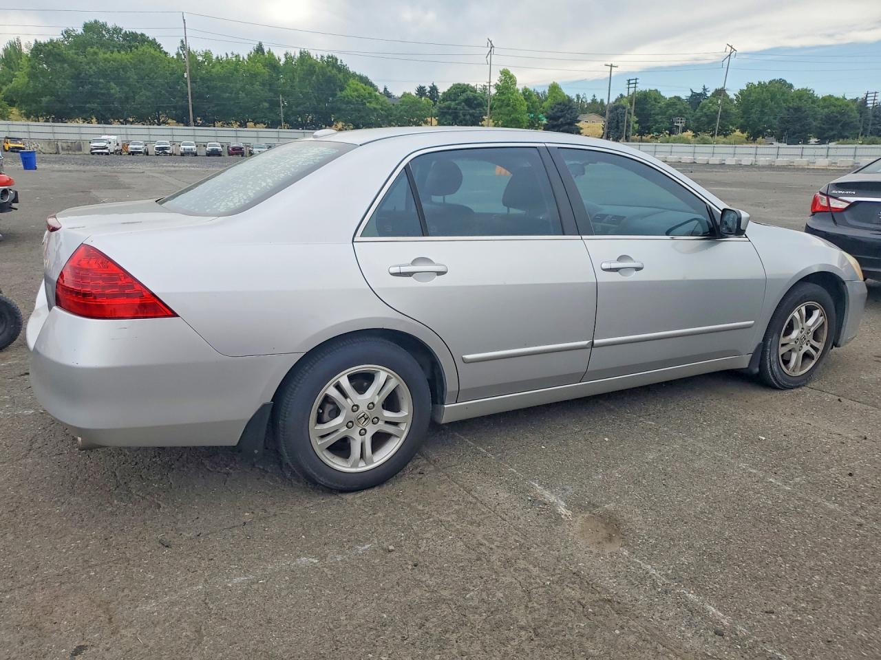 2006 Honda Accord Ex Silver vin: 1HGCM56816A058165