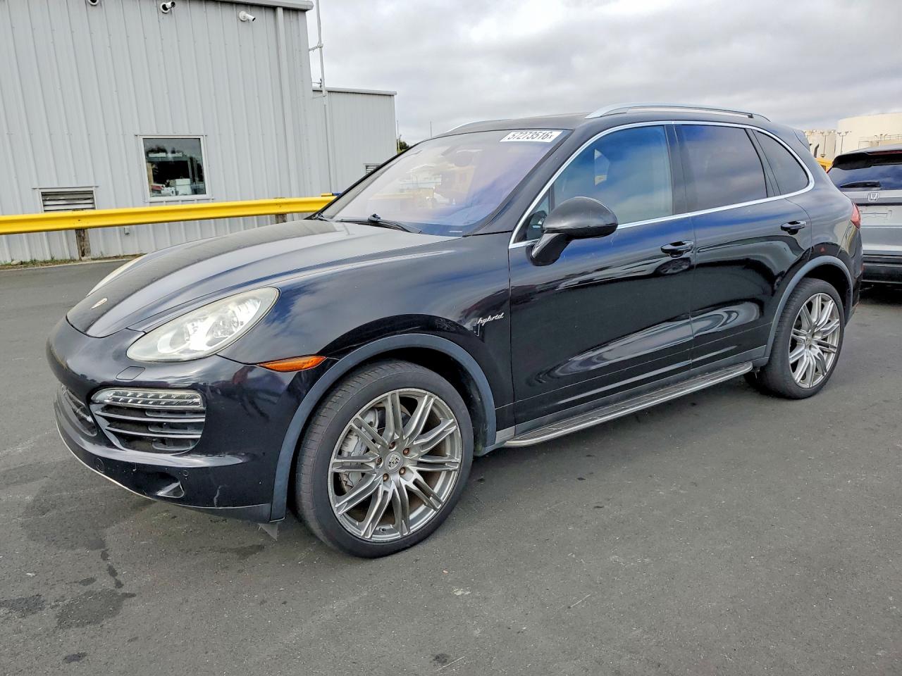 2011 Porsche Cayenne S Hybrid Black vin: WP1AE2A24BLA92733