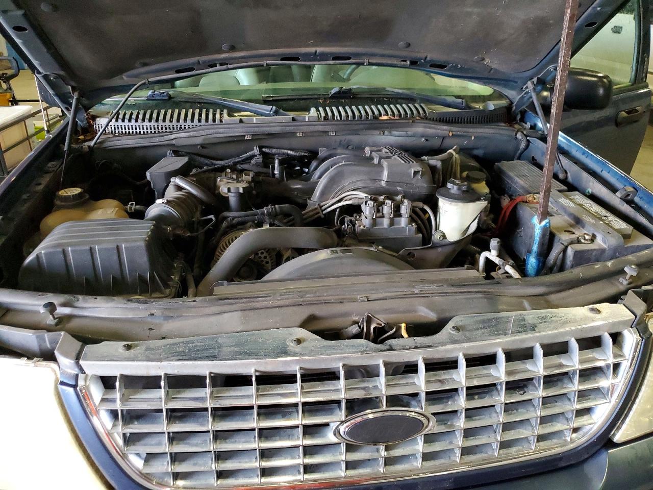 2004 Ford Explorer Xlt Blue vin: 1FMZU63K04UB32455