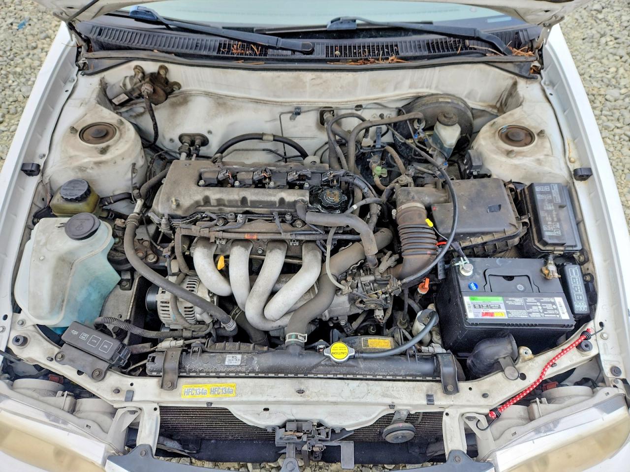 2001 Toyota Corolla Ce White vin: 1NXBR12E01Z474906