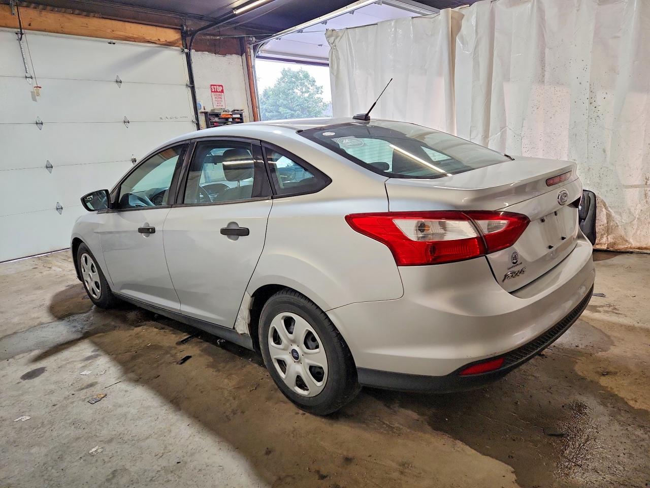 2013 Ford Focus S Silver vin: 1FADP3E26DL350638