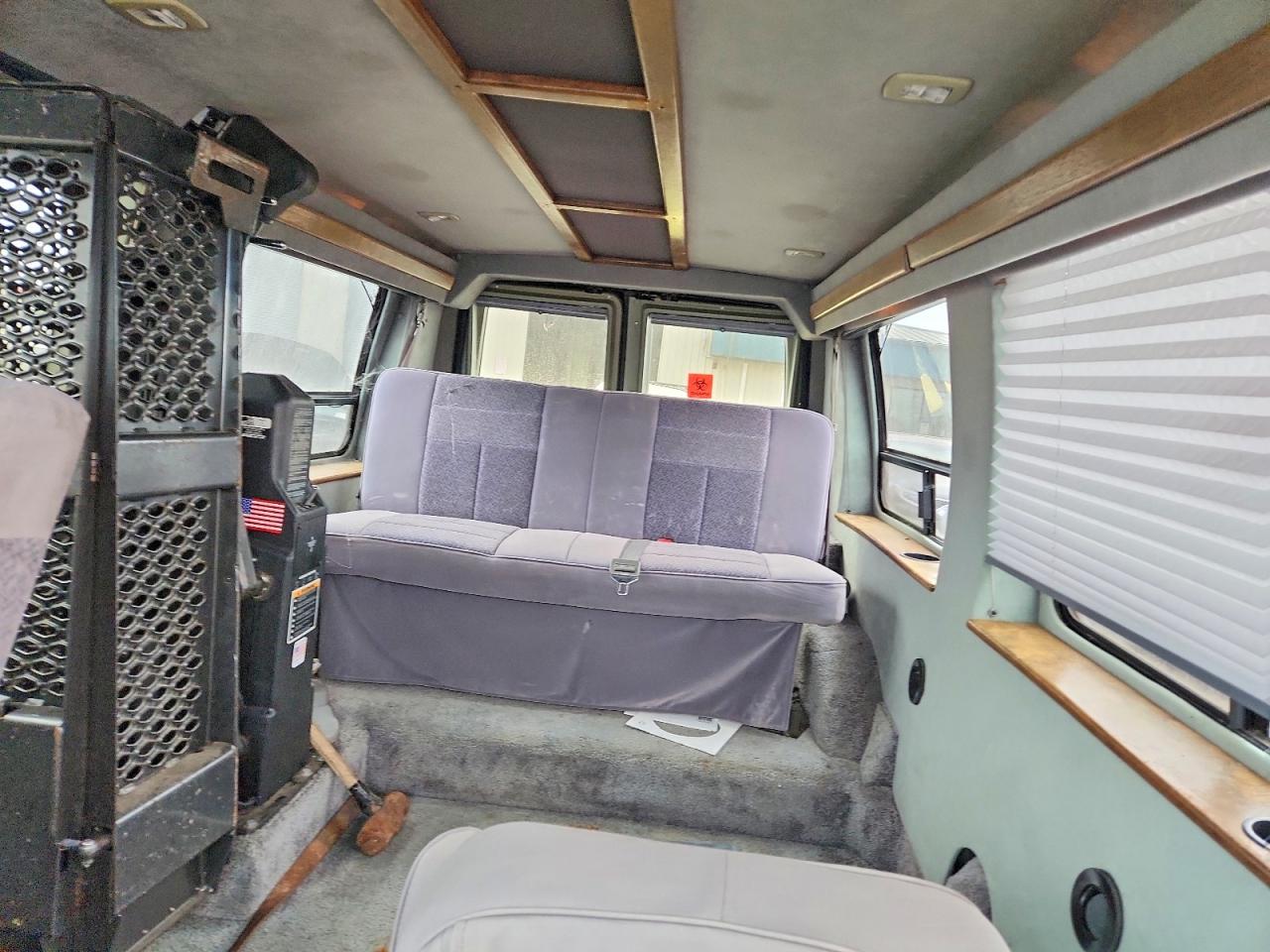 2000 Ford Econoline E150 Van Blue vin: 1FDRE14L3YHB69313