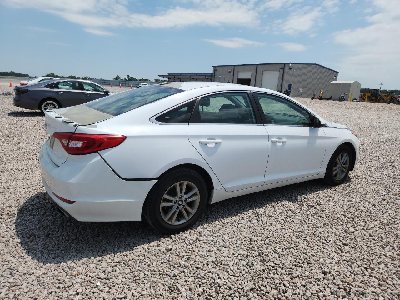 2015 Hyundai Sonata Se White vin: 5NPE24AF3FH034357