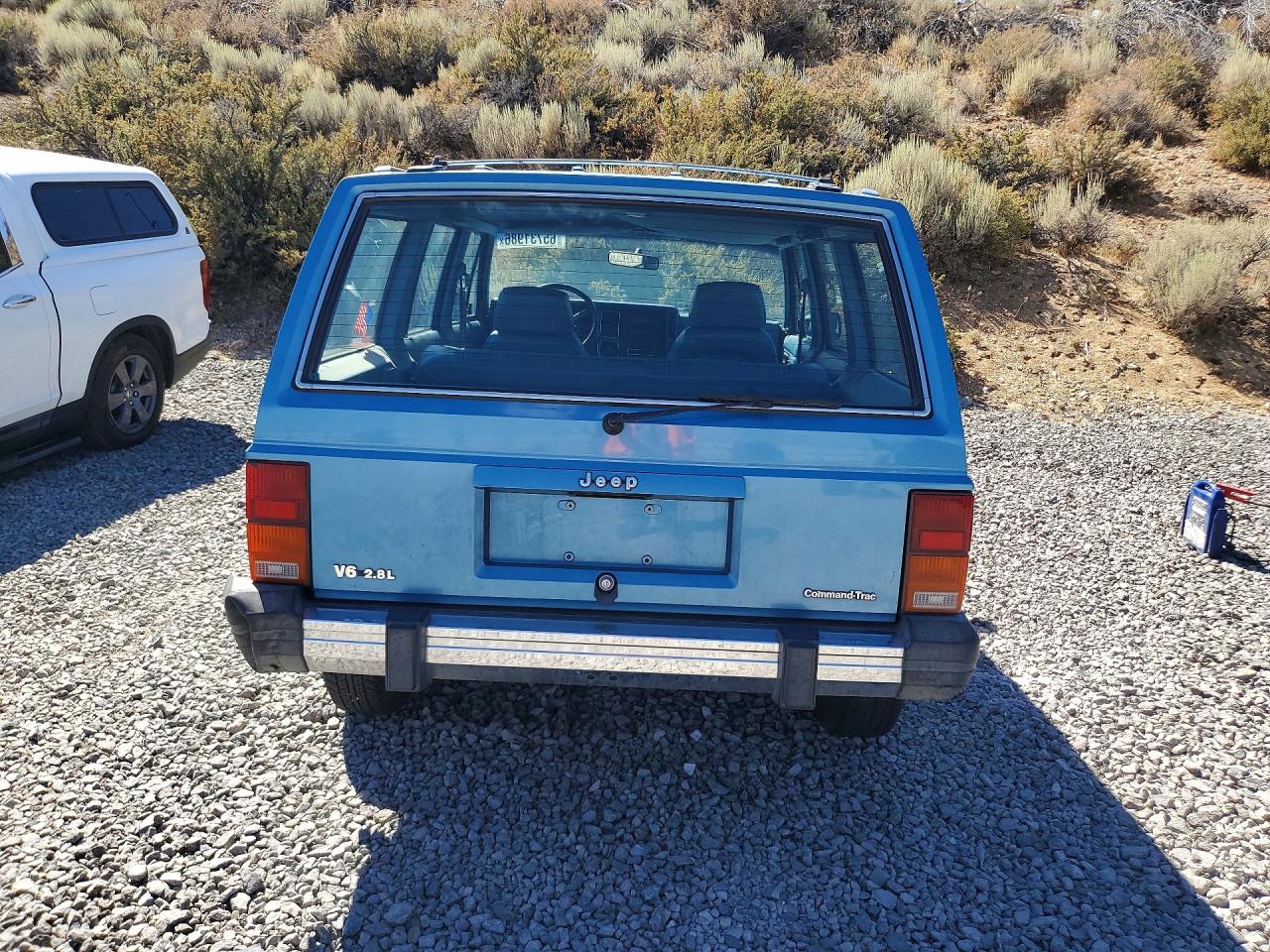 1986 Jeep Cherokee Pioneer Blue vin: 1JCWL782XGT145215