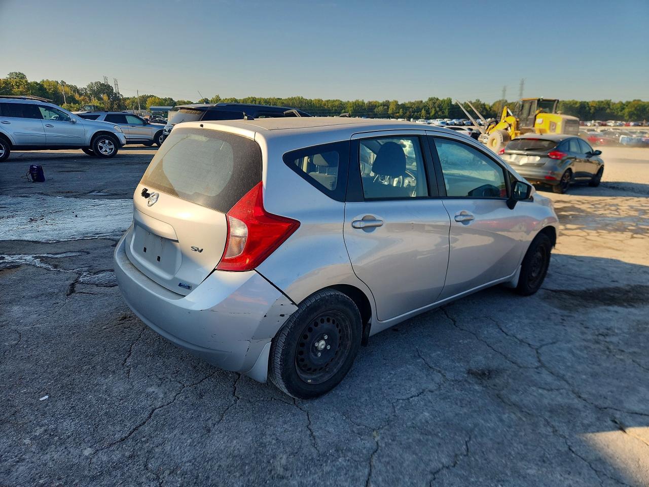 2015 Nissan Versa Note Sv Silver vin: 3N1CE2CP3FL411703