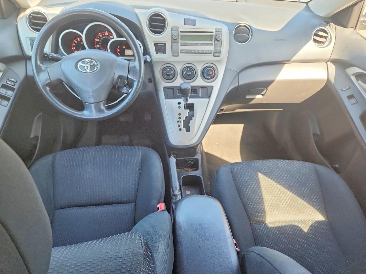 2009 Toyota Matrix Base Charcoal vin: 2T1KU40E79C067651