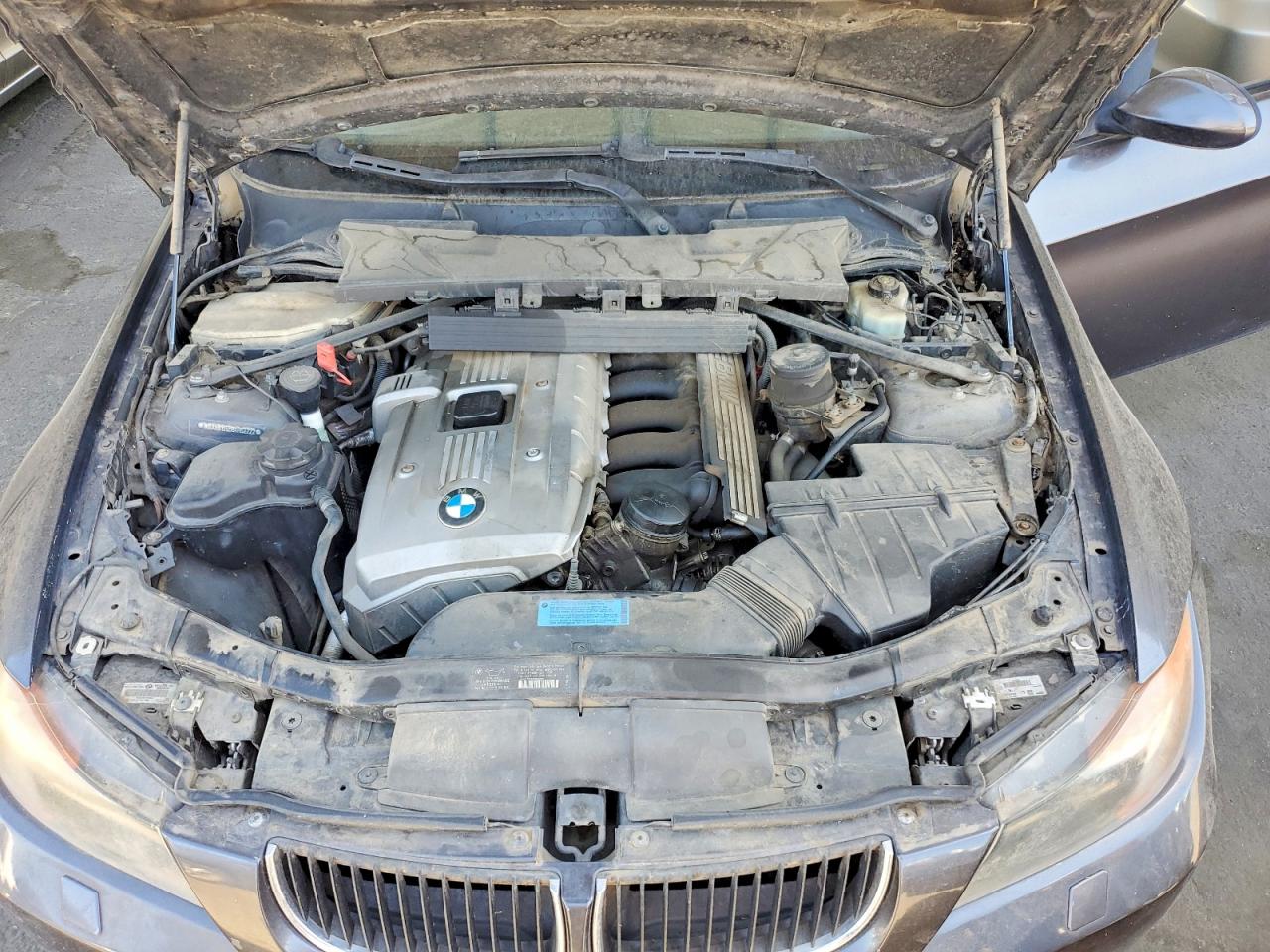 2006 Bmw 325 I Серый vin: WBAVB13556KR62222