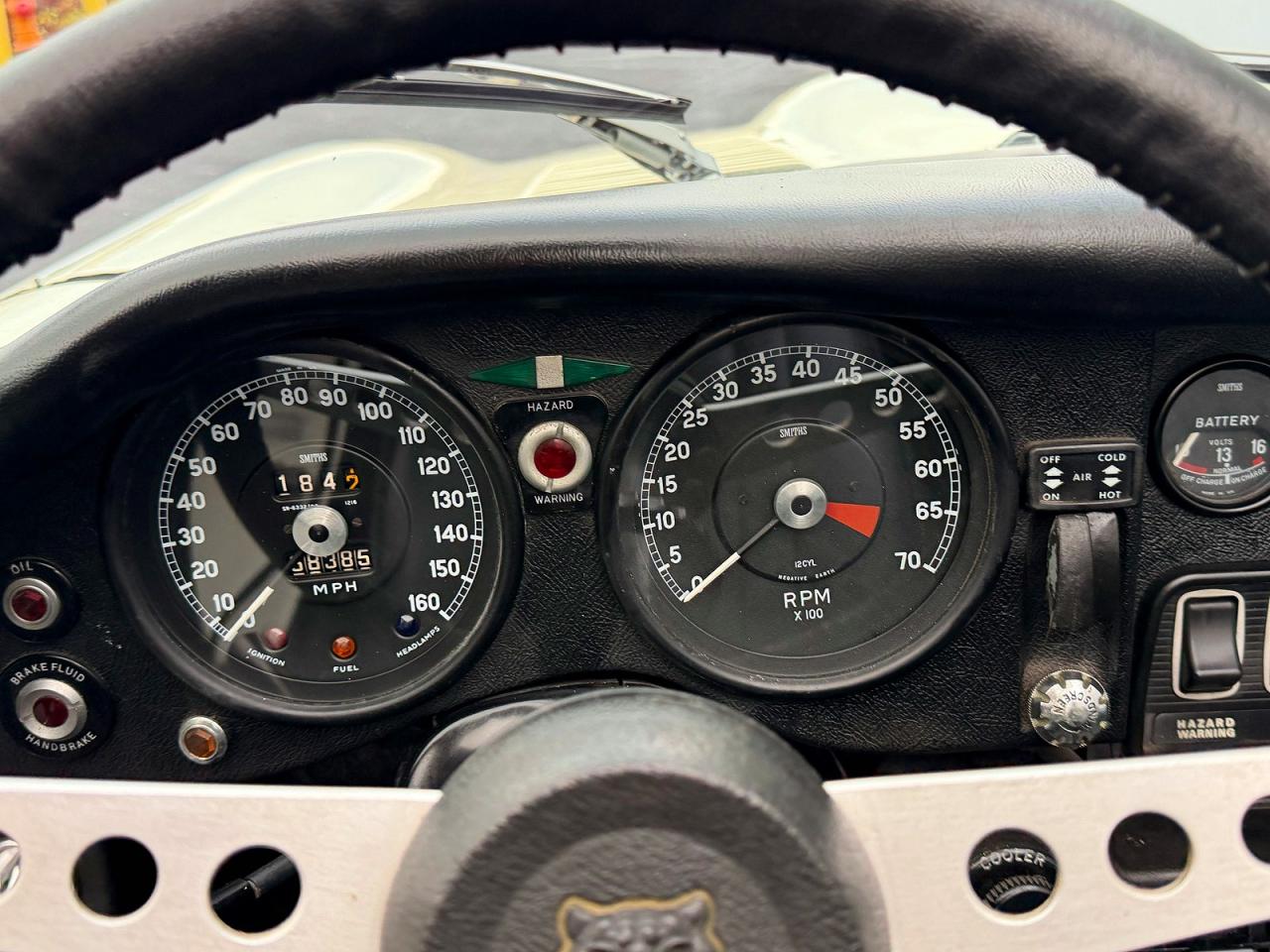 1971 Jaguar E - Type White vin: 1S71298BW