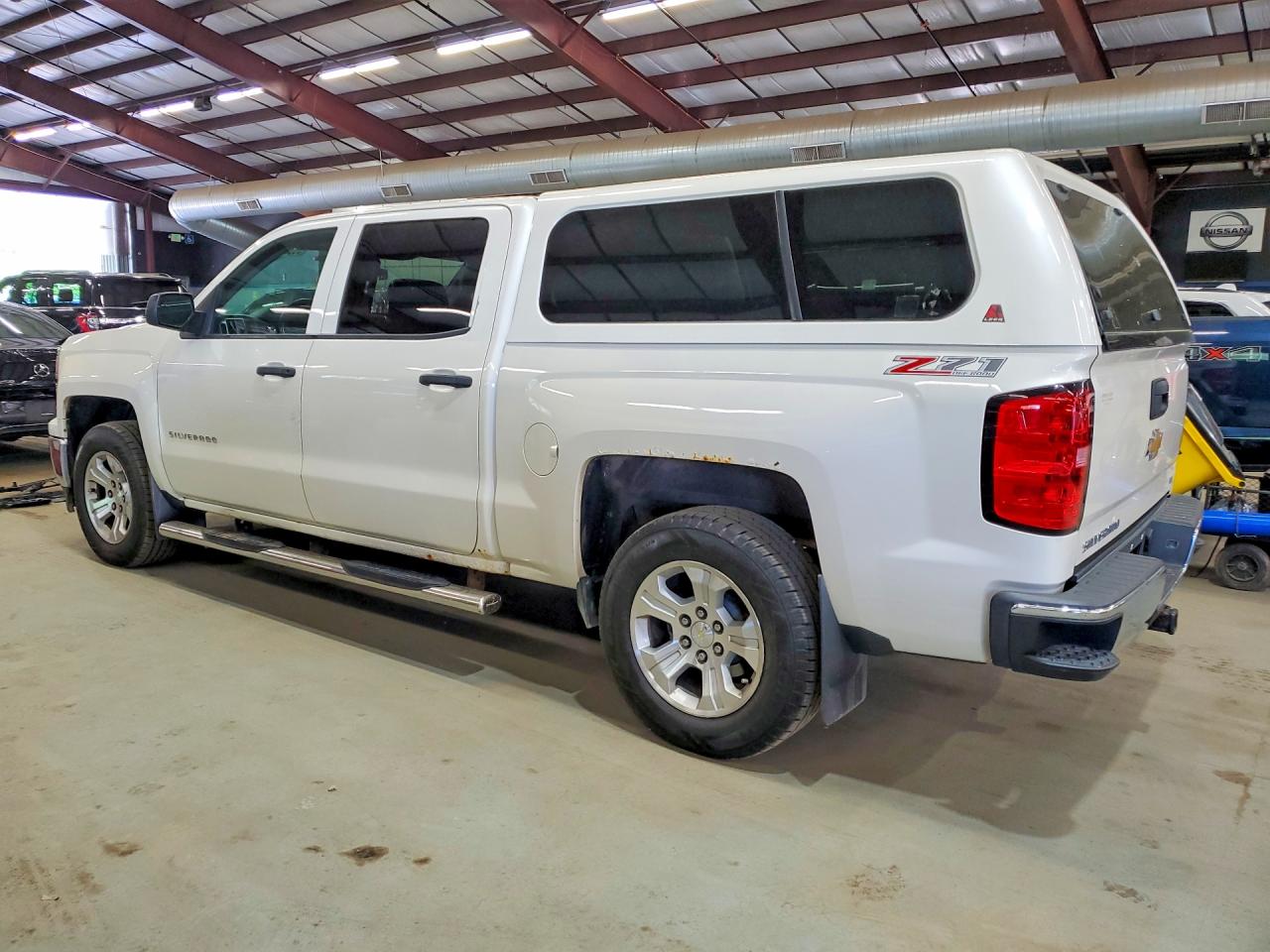2014 Chevrolet Silverado K1500 Lt White vin: 3GCUKREH0EG475360