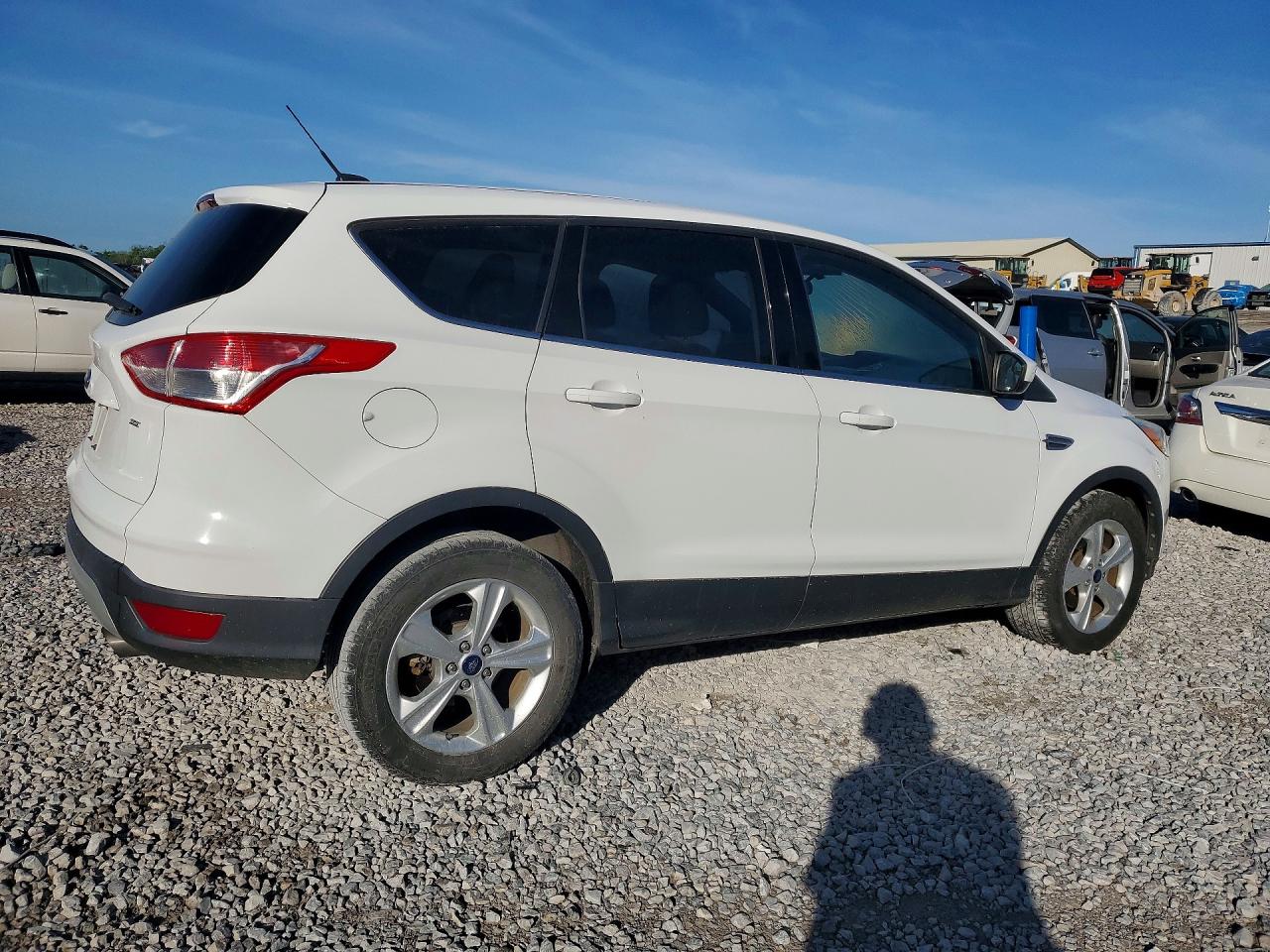 2016 Ford Escape Se White vin: 1FMCU0G74GUA45851