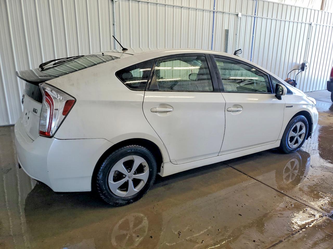 2012 Toyota Prius Two White vin: JTDKN3DU1C5452975