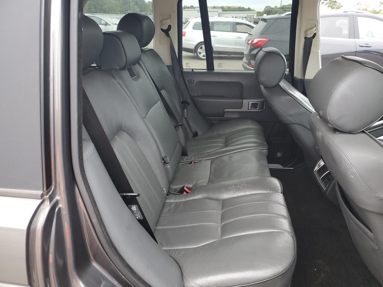 2004 Land Rover Range Rover Hse Gray vin: SALME114X4A171843