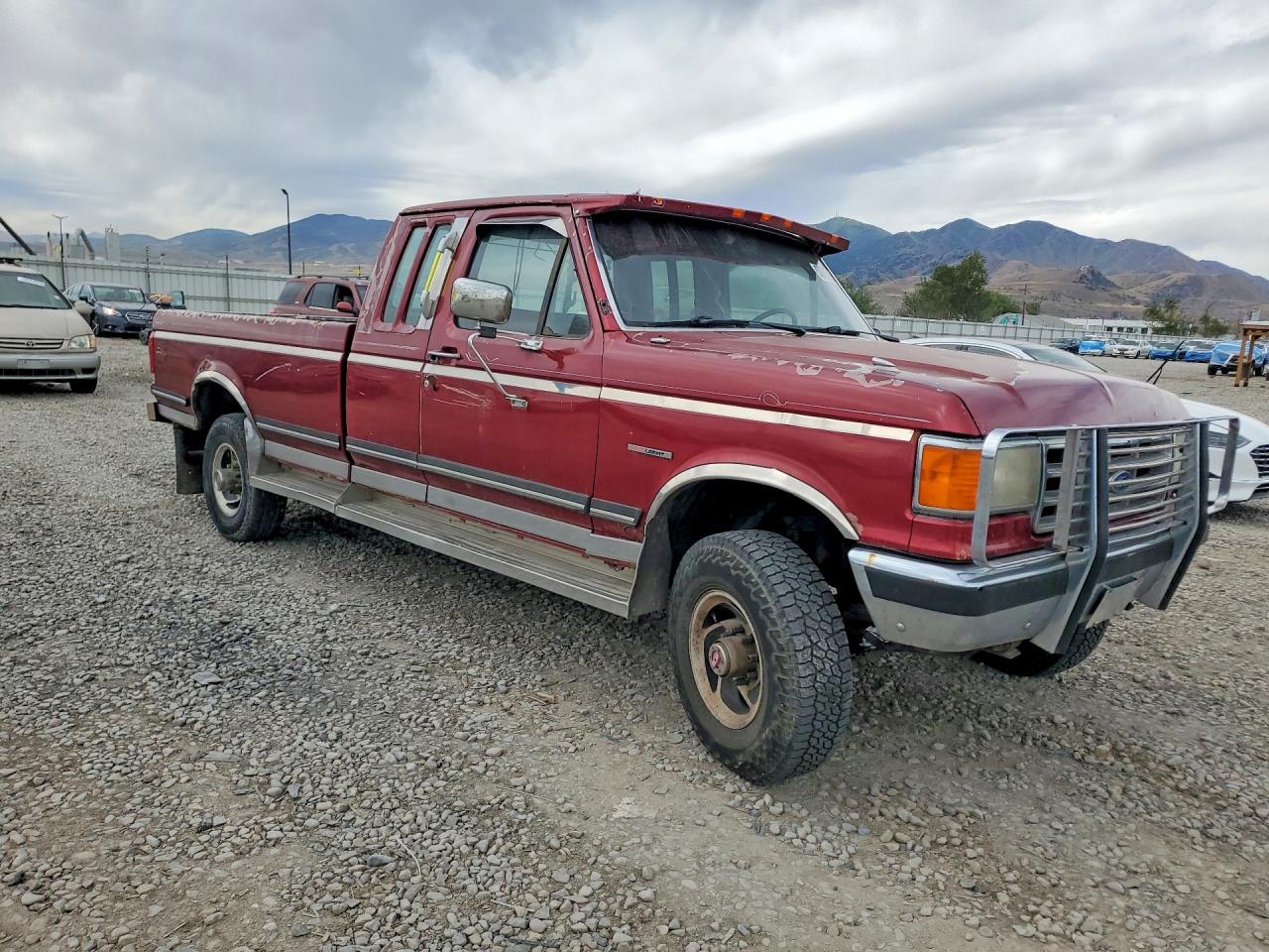 1988 Ford F250 Maroon vin: 1FTHX26G9JKA10854