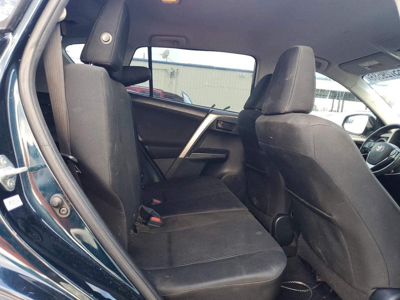 2018 Toyota Rav4 Le Teal vin: JTMZFREV5JJ168386