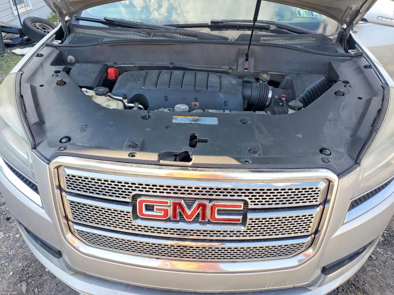 2013 Gmc Acadia Denali Silver vin: 1GKKVTKD2DJ117322