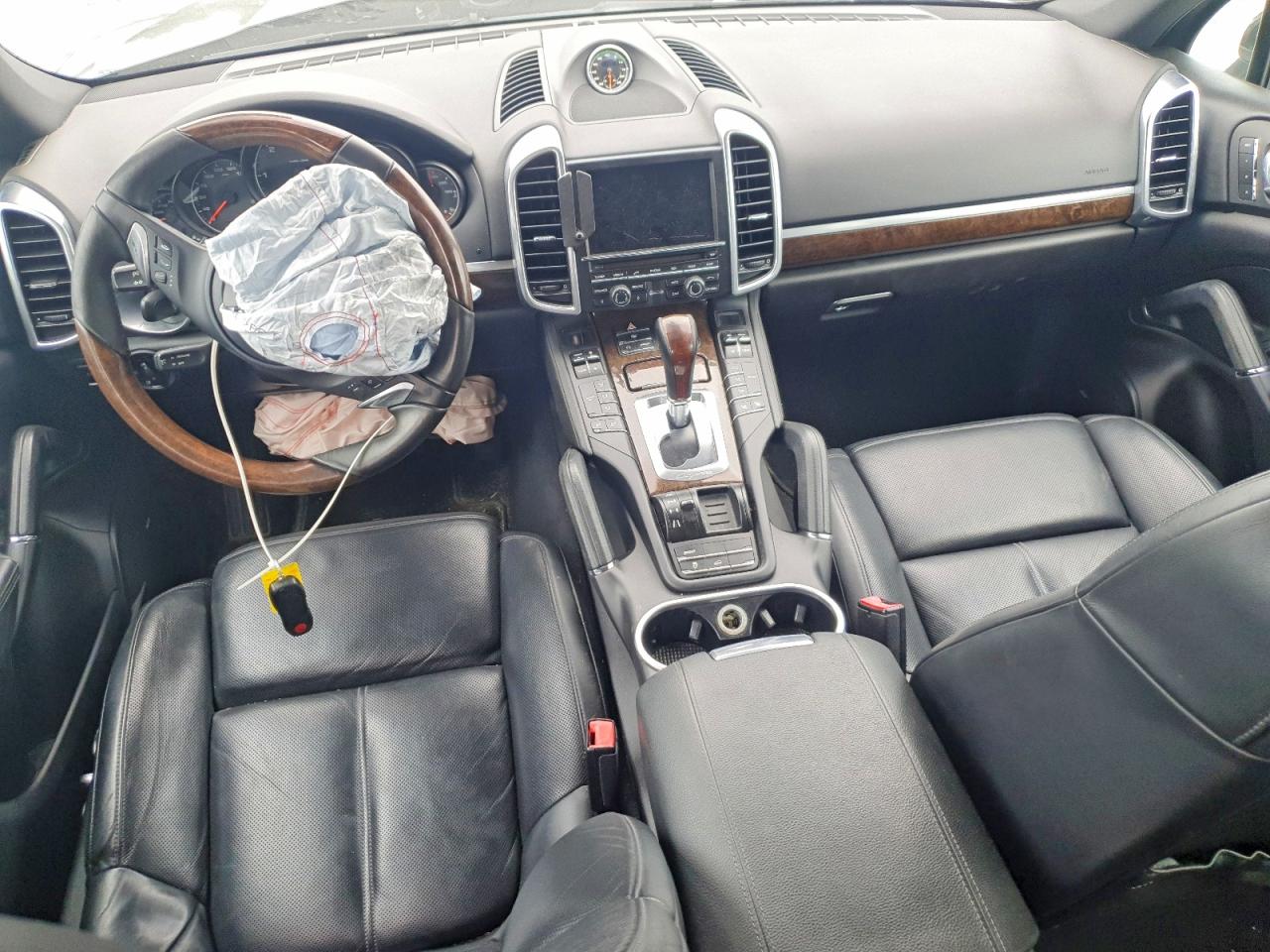 2013 Porsche Cayenne Black vin: WP1AF2A27DLA21834