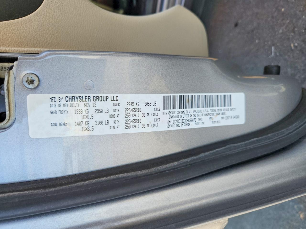 2013 Chrysler Town & Country Touring Серебряный vin: 2C4RC1BG3DR630072