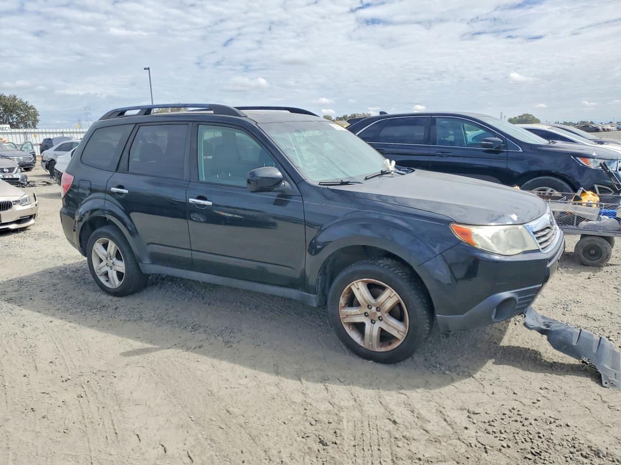2010 Subaru Forester 2.5x Limited Black vin: JF2SH6DC0AH806935