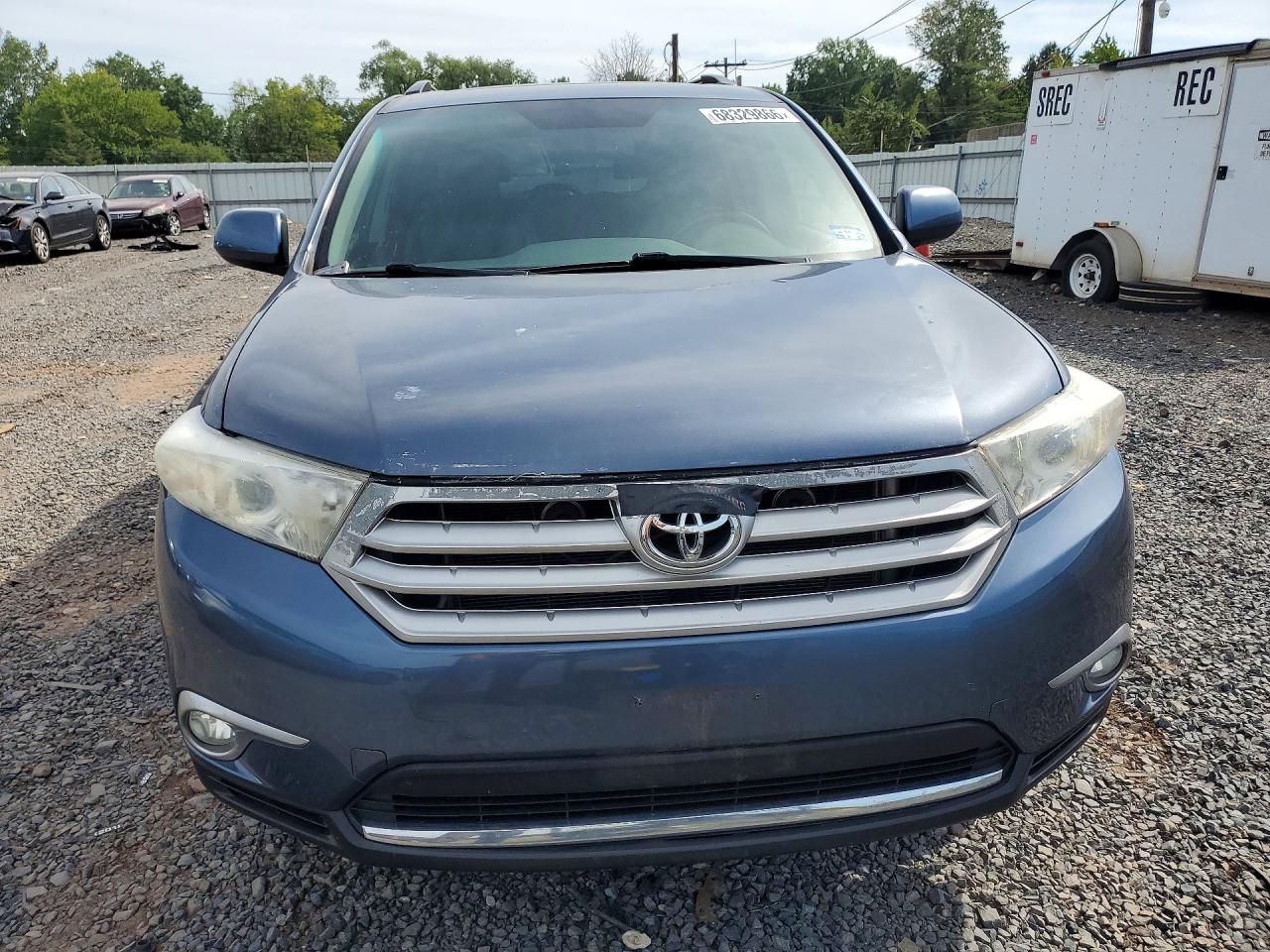 2013 Toyota Highlander Se Blue vin: 5TDBK3EH3DS197915