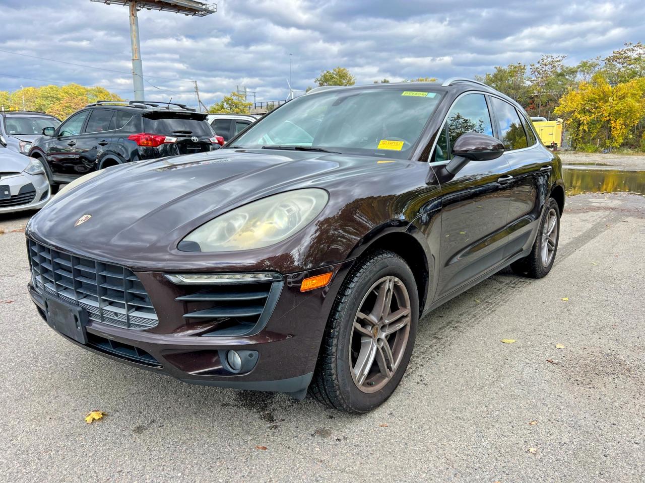 2015 Porsche Macan S Brown vin: WP1AB2A52FLB66269