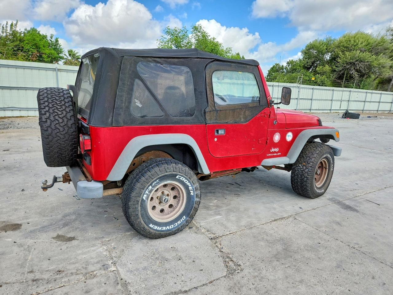 2005 Jeep Wrangler / Tj Se Red vin: 1J4FA29S35P354868