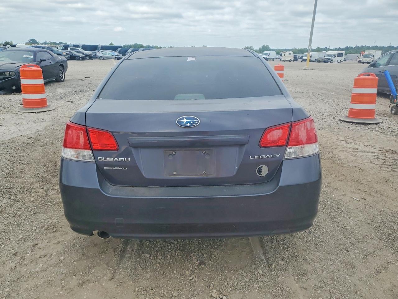 2010 Subaru Legacy 2.5i Limited Charcoal vin: 4S3BMCK6XA3218222