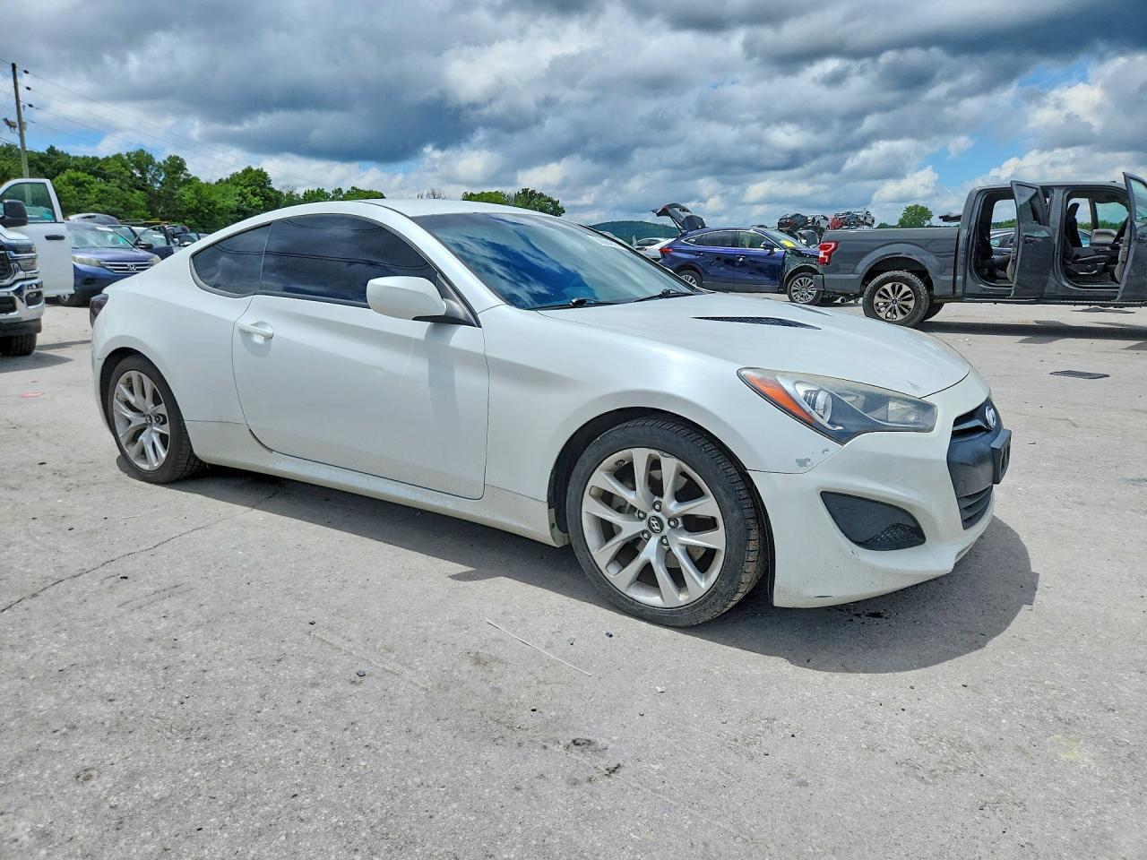 2013 Hyundai Genesis Coupe 2.0t White vin: KMHHT6KD8DU108292