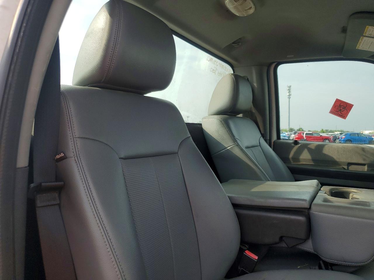 2013 Ford F250 Super Duty White vin: 1FTBF2A6XDEB44444